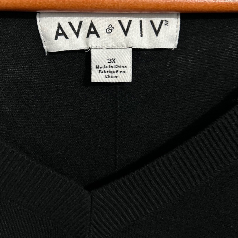 Ava & Viv Lightweight Nylon/Rayon‎ Black V-Neck Sweater Women's Size 3X - Picture 2 of 5